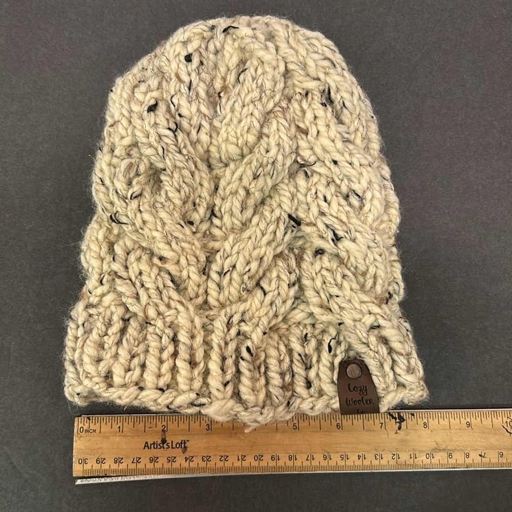 NEW Handmade Chunky Cable Knit Beige Hat & Mittens Set Wool Etsy Cozy Woolen Co - Picture 8 of 10